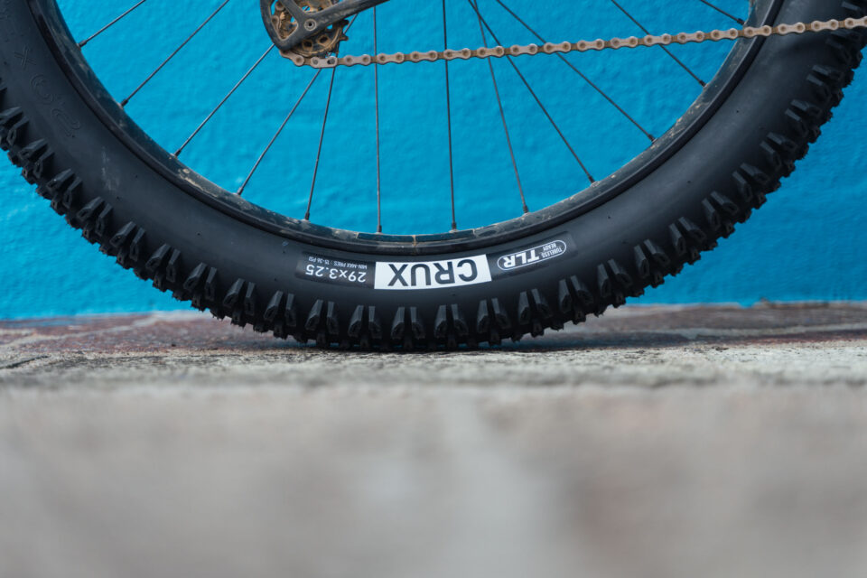 Review: New Duro Crux 29 x 3.25″ and 27.5 x 3.25″ tires